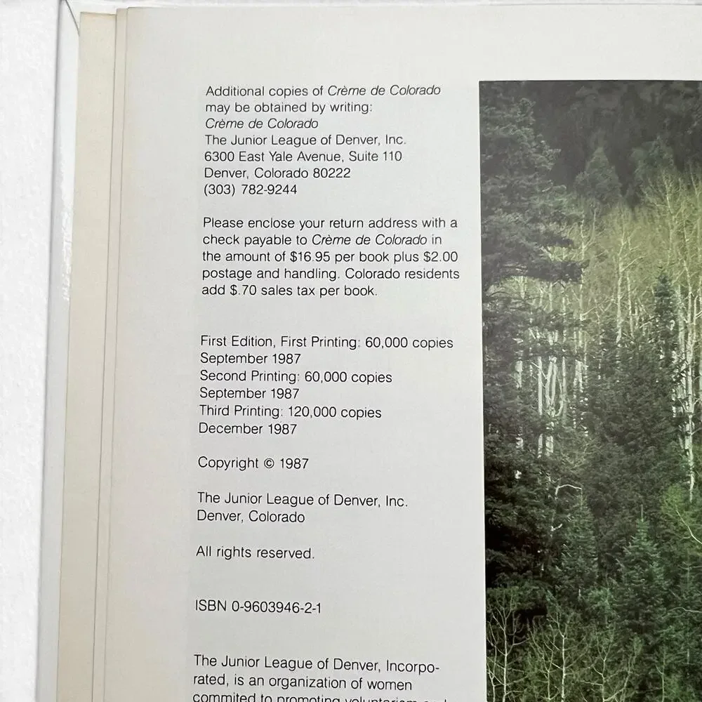 Creme de Colorado Cookbook 1987 Junior League Of Denver Recipes Hardcover Vtg